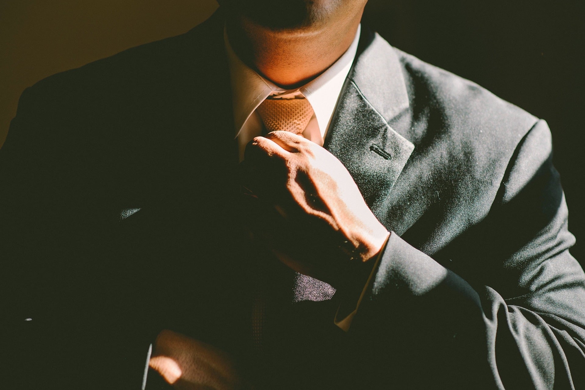 what to look for in a business attorney